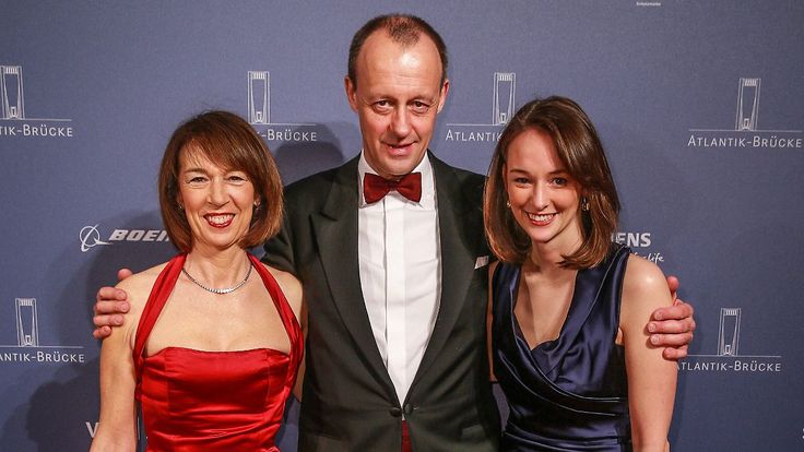 Carola Clüsener: Karriere, Familie und ihr Leben als Tochter von Friedrich Merz